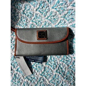 Dooney & Bourke Pebbled Leather Wallet Gray Brown Trim NWT